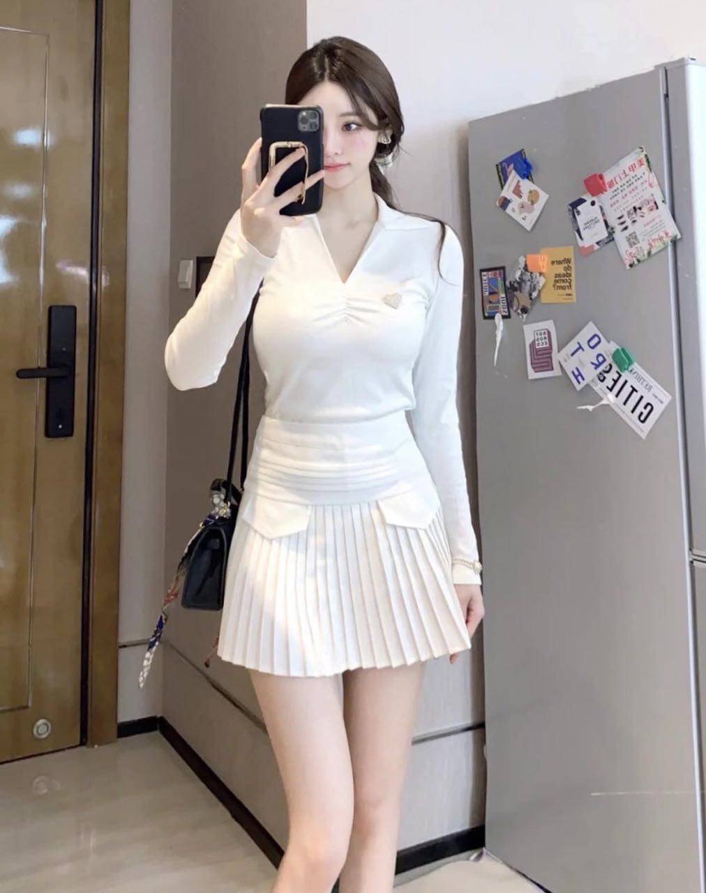 一个可以让你精尽人亡的小姐姐→雨轩